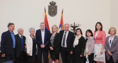 24. maj 2019. Predsednik Odbora Miodrag Linta sa predstavnicima dela udruženja Srba iz Severne Makedonije